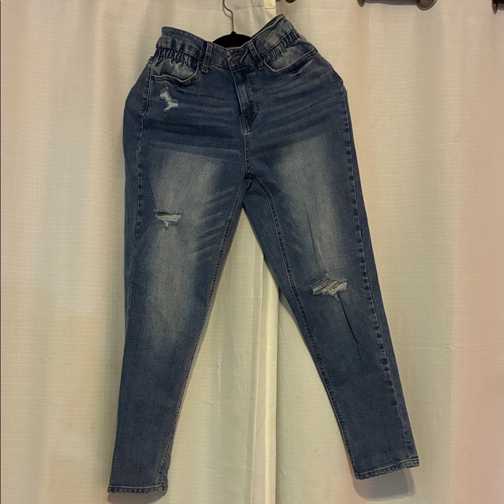 No Boundaries Dark Blue Distressed Ankle Jeans